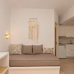 Aparthotel Paradise 3*