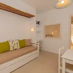 Paradise Aparthotel 3*