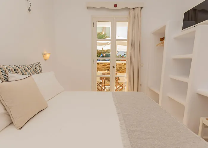 Aparthotel Paradise 4*