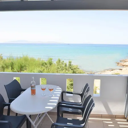 Paradise Aparthotel 3*