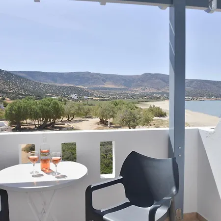 מלון דירות Paradise 4*