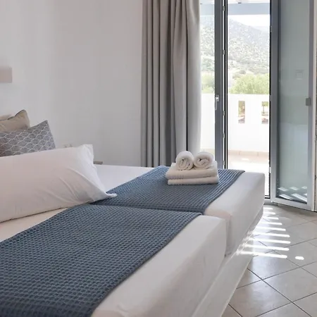 Aparthotel Paradise 3*