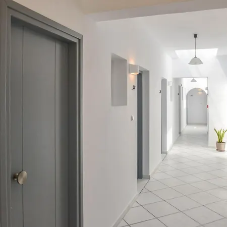 Paradise מלון דירות