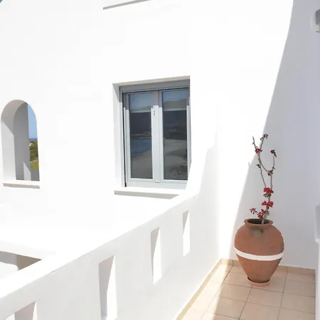 Aparthotel Paradise 3*