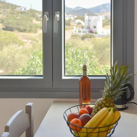 מלון דירות Paradise 4*