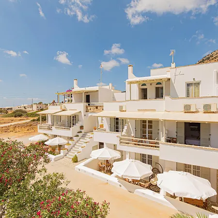 Aparthotel Paradise 3*