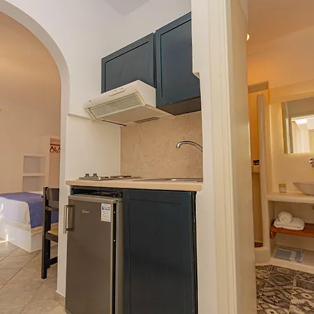 מלון דירות Paradise Agiassos