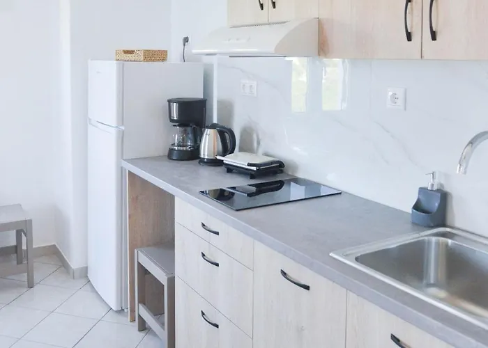 Paradise Aparthotel Agiassos