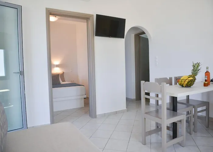 Paradise Aparthotel Agiassos