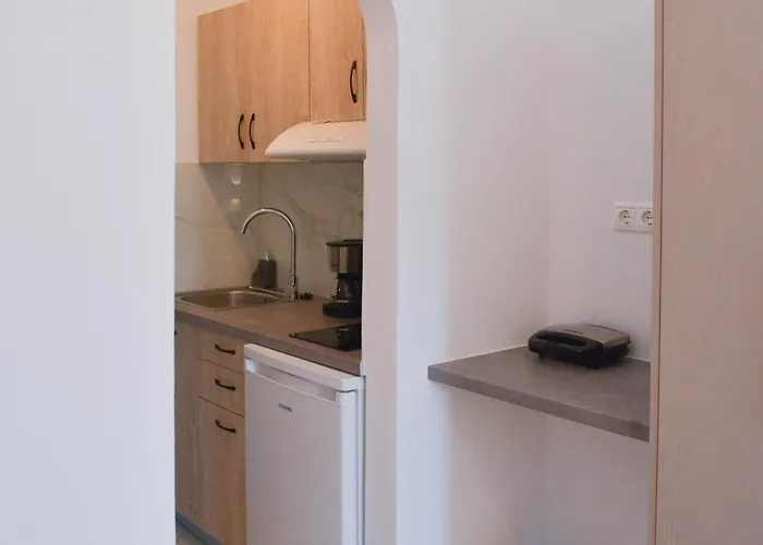 Paradise Aparthotel 4*