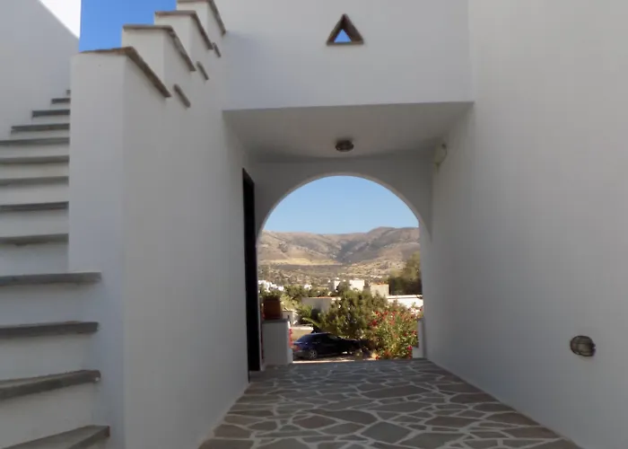 Paradise Apart Otel Agiassos